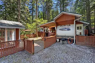 128 1 Jasper Trail, Deming, WA 98244 - Photo 2