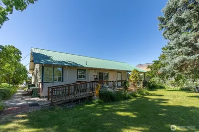 2115 Sleepy Hollow Road, Monitor, WA 98836 - Photo 8