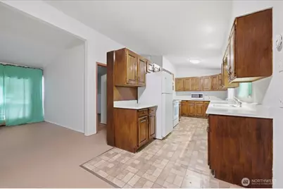 6309 193rd Street SW, Lynnwood, WA 98036 - Photo 8