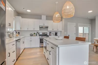 13225 189th Avenue E, Bonney Lake, WA 98391 - Photo 14