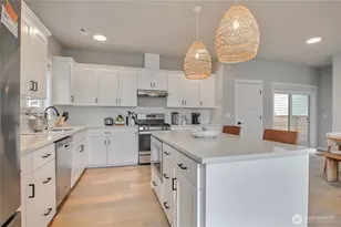 13225 189th Ave E, Bonney Lake, WA 98391 - Photo 14