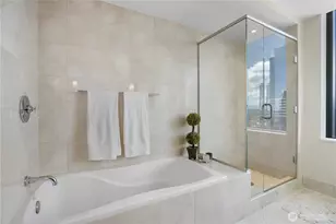 650 Bellevue Way NE, Bellevue, WA 98004 - Photo 22