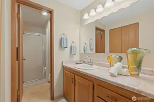904 East Bay Drive Northeast, Olympia, WA 98506 - Photo 22