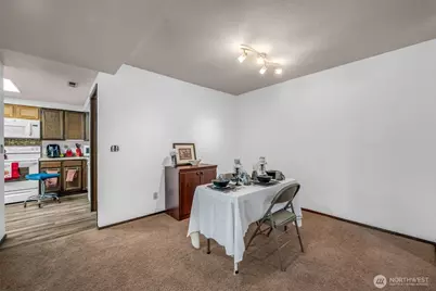 11300 1st Avenue NE #115, Seattle, WA 98125 - Photo 20