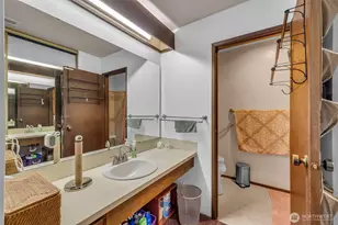 11300 1st Ave NE, Seattle, WA 98125 - Photo 6