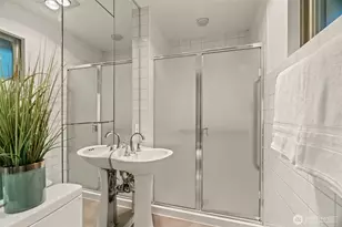 23312 Robin Hood Dr, Edmonds, WA 98020 - Photo 20
