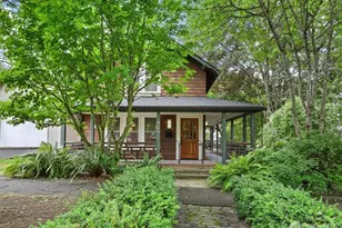 923 Olympia Ave NE, Olympia, WA 98506 - Photo 2