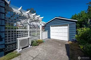 4024 55th Ave SW, Seattle, WA 98116 - Photo 30