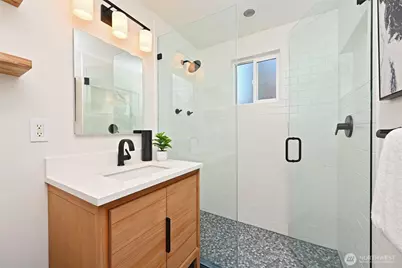 4024 55th Avenue SW, Seattle, WA 98116 - Photo 12