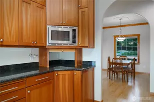 1810 Island View Pl, Anacortes, WA 98221 - Photo 4