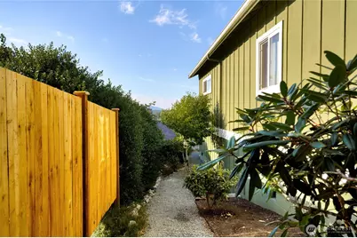1810 Island View Place, Anacortes, WA 98221 - Photo 24