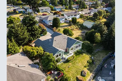 1810 Island View Place, Anacortes, WA 98221 - Photo 32