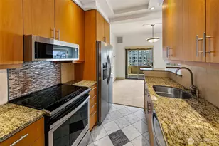 2821 2nd Ave, Seattle, WA 98121 - Photo 6