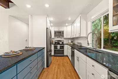 17224 61st Place W, Lynnwood, WA 98037 - Photo 14