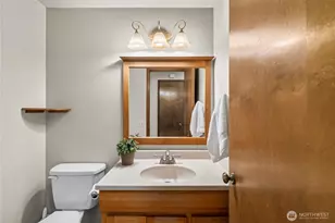 18207 159th Ct SE, Renton, WA 98058 - Photo 20
