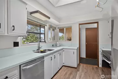 2452 Williams Road, Oak Harbor, WA 98277 - Photo 6
