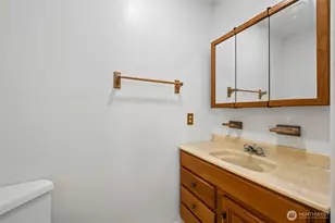 301 SW 108th St, Everett, WA 98204 - Photo 16