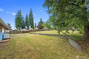 301 SW 108th St, Everett, WA 98204 - Photo 26