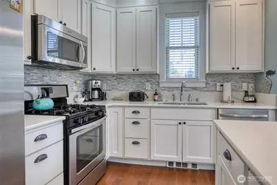 38 W Myrtle Lane, Pacific Beach, WA 98571 - Photo 8