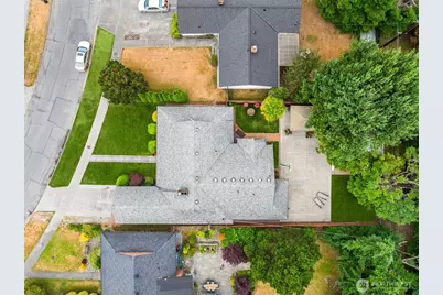 8620 21st Avenue NW, Seattle, WA 98117 - Photo 34