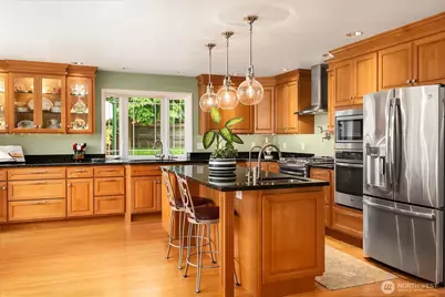 8620 21st Avenue NW, Seattle, WA 98117 - Photo 4