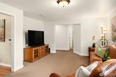 8620 21st Avenue NW, Seattle, WA 98117 - Photo 20