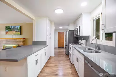 1022 S 197th Street, Des Moines, WA 98148 - Photo 6