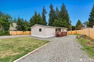 20821 93rd St E, Bonney Lake, WA 98391 - Photo 24
