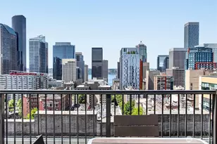 1105 Spring St, Seattle, WA 98104 - Photo 1