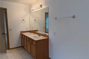 37107 SE Stewart St, Snoqualmie, WA 98065 - Photo 12