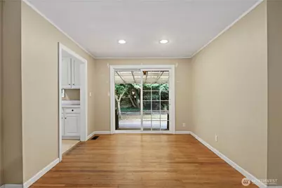 15415 64th Avenue NE, Kenmore, WA 98028 - Photo 4