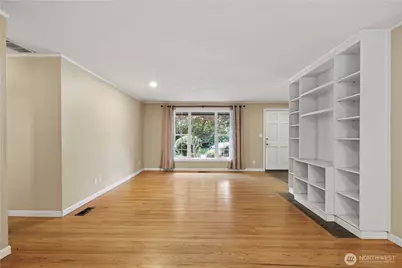 15415 64th Avenue NE, Kenmore, WA 98028 - Photo 6