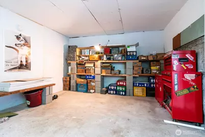 908 N 102nd, Seattle, WA 98133 - Photo 32
