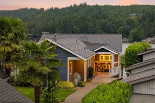1033 Summit Lake Cir NW, Olympia, WA 98502 - Photo 2