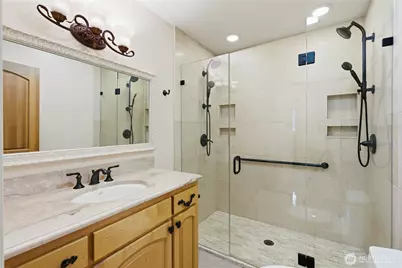 3821 Shelby Road, Lynnwood, WA 98087 - Photo 16