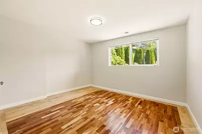 10032 30th Avenue SW, Seattle, WA 98146 - Photo 16