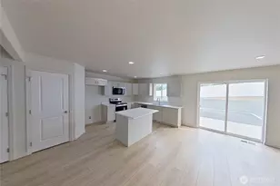 24 Bruno Dr Unit A & B, Malaga, WA 98828 - Photo 4