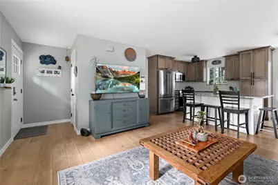 1013 Carl Avenue, Oak Harbor, WA 98277 - Photo 12