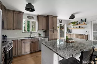 1013 Carl Avenue, Oak Harbor, WA 98277 - Photo 14