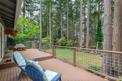 1013 Carl Avenue, Oak Harbor, WA 98277 - Photo 22