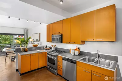1414 12th Avenue #203, Seattle, WA 98122 - Photo 6