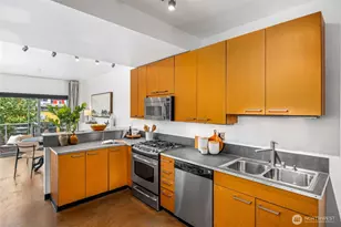 1414 12th Ave, Seattle, WA 98122 - Photo 6