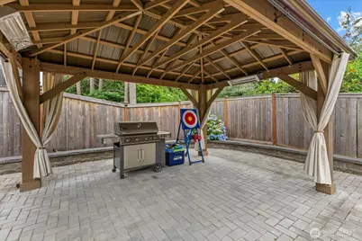 8815 NE 204th Street, Bothell, WA 98011 - Photo 34