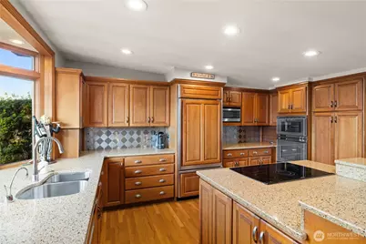 17834 SE 40th Place, Bellevue, WA 98008 - Photo 8