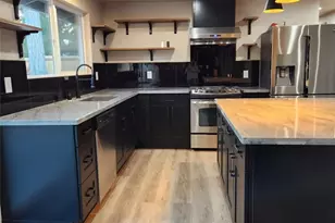 16405 NE 16th Pl, Bellevue, WA 98008 - Photo 6