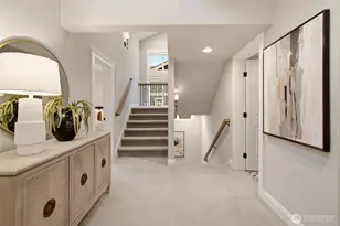11056 SE 30th St, Bellevue, WA 98004 - Photo 20
