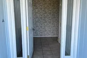 9042 Forrestal Ln, Moses Lake, WA 98837 - Photo 2
