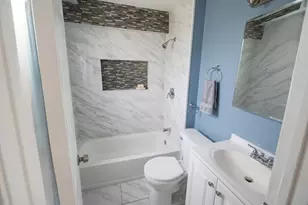 15205 22nd Ave E, Tacoma, WA 98445 - Photo 8