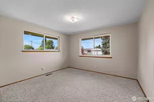7307 S Alaska St, Tacoma, WA 98408 - Photo 12