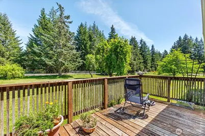 10739 128th Avenue SE, Rainier, WA 98576 - Photo 28